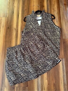 SSYS Sleeveless Leopard Print V-Neck Top & Skort; Top is XXL; Bottom is XL
